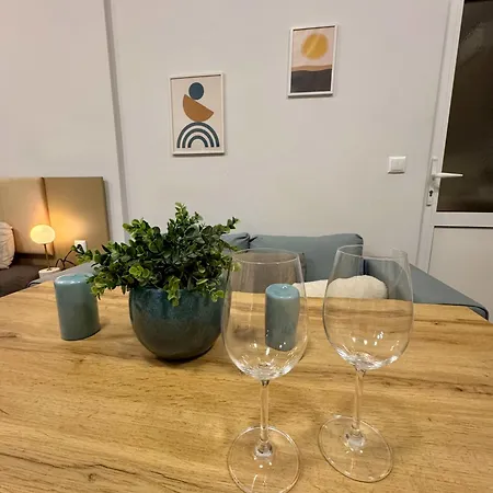 Apartment Sea